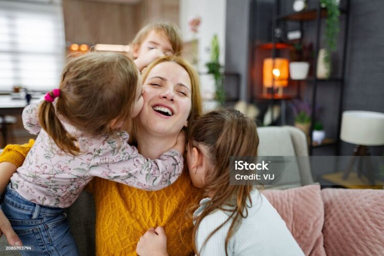 Help support a mother and her three kids image